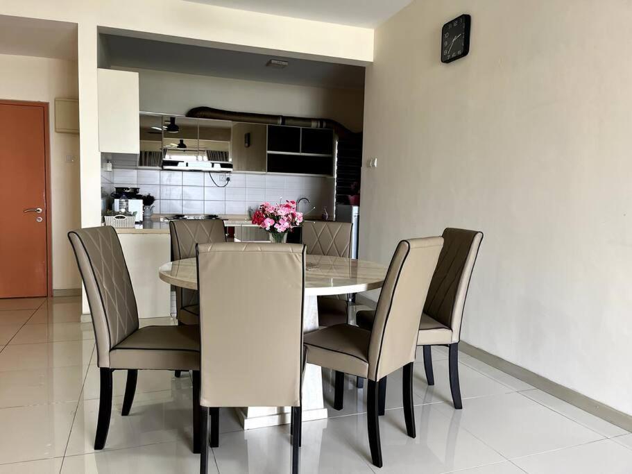 Homestay Ttdi Adina 710 Shah Alam,Sek 13,Msu,3Bedroooms 외부 사진